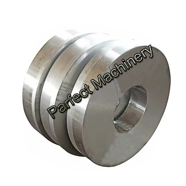 Forging Gear Blank-Rolling Flange-Open Die Forging11