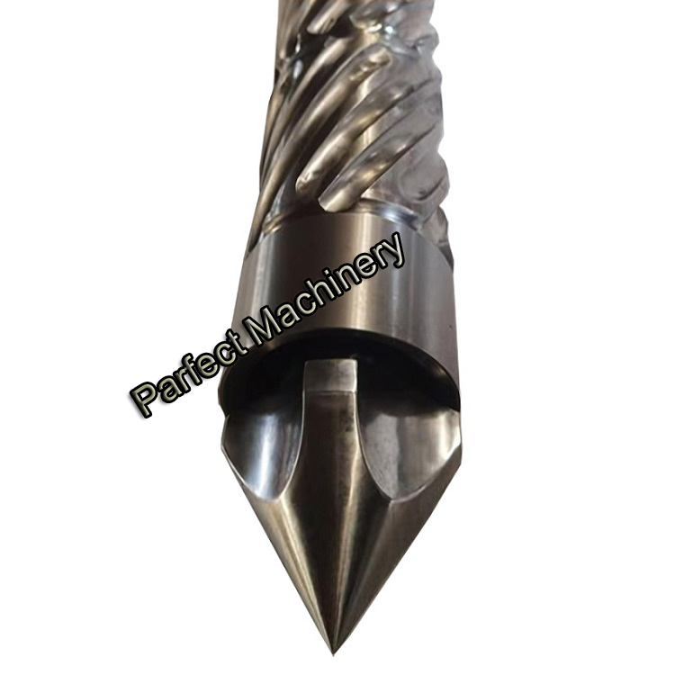 Cast Film Extrusion Screw Barrel-Screw and Barrel-Open Die Forging01