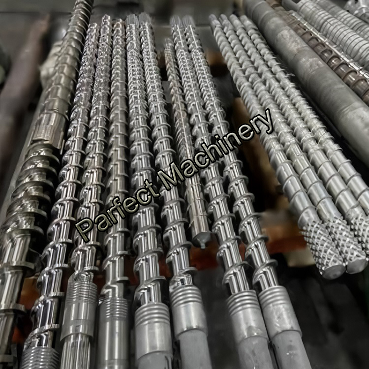 Cast Film Extrusion Screw Barrel-Screw and Barrel-Open Die Forging03