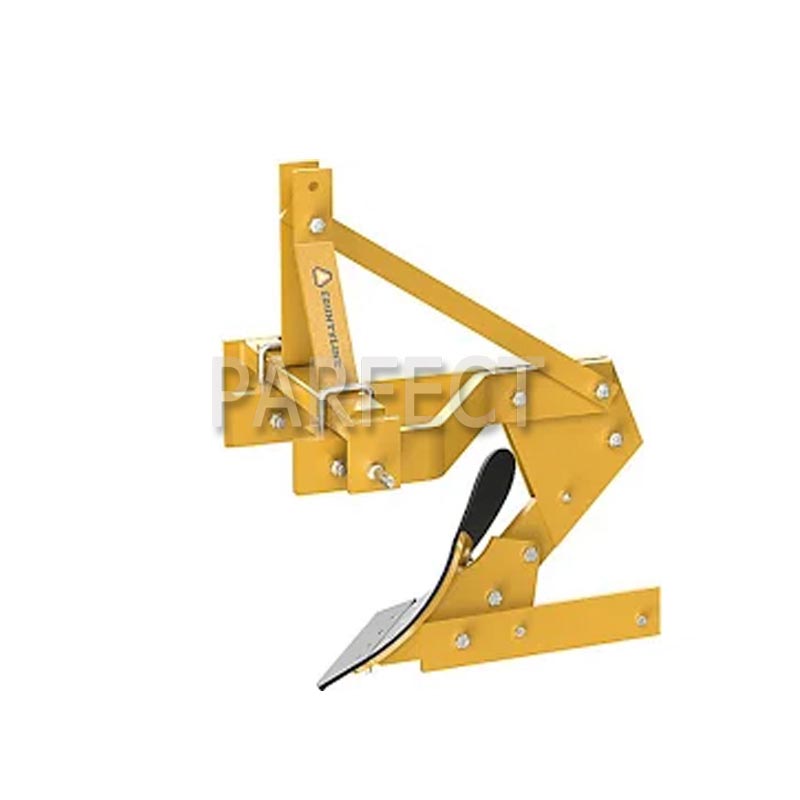Mouldboard plow  07